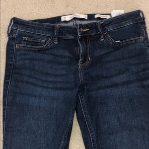 Dark blue lowrise hollister jeans